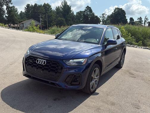 Navarra Blue Metallic 2025 Audi Q5 45 S line Premium