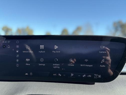 2025 Buick Enclave Preferred FWD