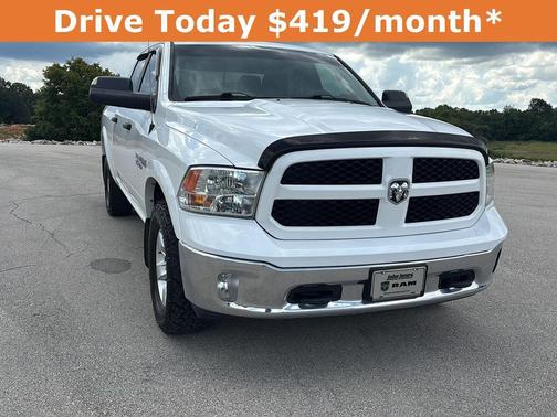 2018 RAM 1500 SLT