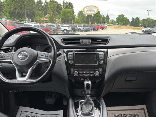 2020 Nissan Rogue Sport SL