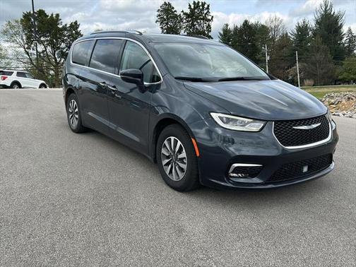 2021 Chrysler Pacifica Hybrid Touring L