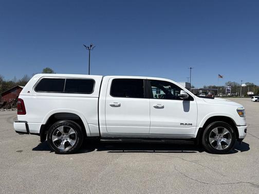 Bright White Clearcoat 2022 RAM 1500 Laramie
