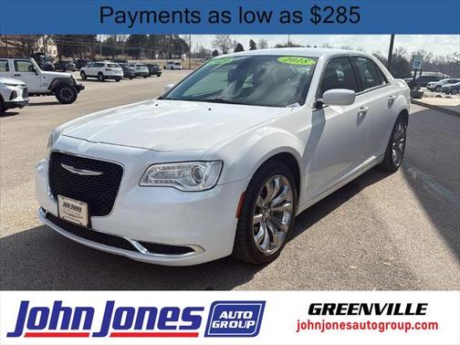 2018 Chrysler 300 Touring