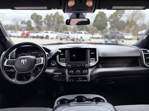 2022 RAM 2500 Big Horn Crew Cab 4x4 6'4' Box