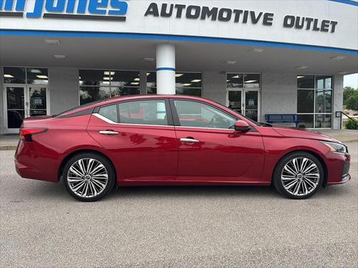 2023 Nissan Altima 2.5 SL
