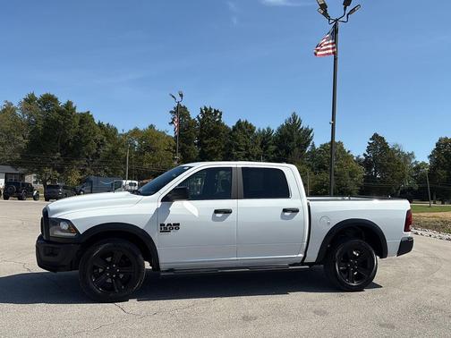 2023 RAM 1500 Classic Warlock Crew Cab 4x4 5'7' Box