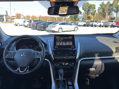 2025 Mitsubishi Eclipse Cross SE