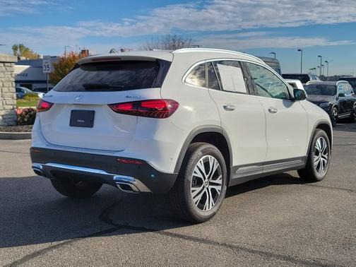 Polar White 2025 Mercedes-Benz GLA 250 4MATIC