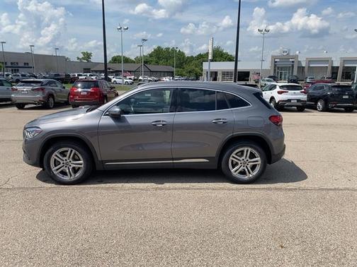 2021 Mercedes-Benz GLA 250 Base 4MATIC