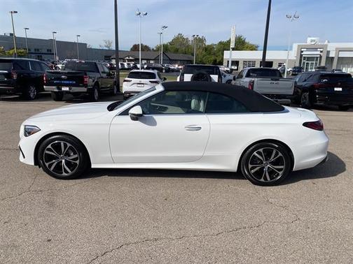 2025 Mercedes-Benz CLE 300 4MATIC Cabriolet