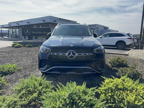 Obsidian Black Metallic 2026 Mercedes-Benz GLE 450 4MATIC
