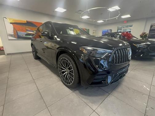 Obsidian Black Metallic 2026 Mercedes-Benz AMG GLC 43 4MATIC