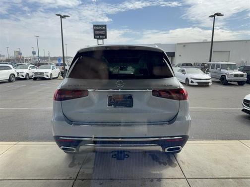 Cirrus Silver Metallic 2026 Mercedes-Benz GLS 450 4MATIC