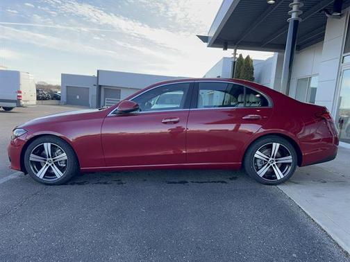 MANUFAKTUR Patagonia Red Metallic 2026 Mercedes-Benz C-Class C 300 4MATIC