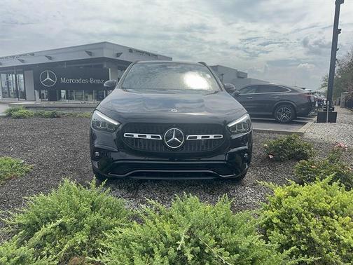 Night Black 2026 Mercedes-Benz GLA 250 4MATIC