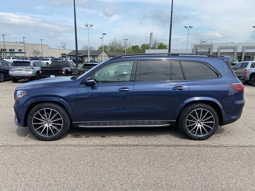 Twilight Blue Metallic 2024 Mercedes-Benz GLS 580 4MATIC