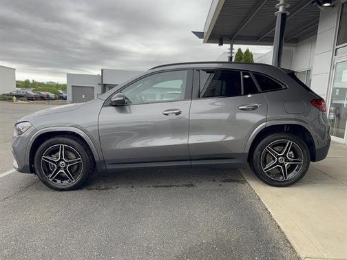 Mountain Grey Metallic 2026 Mercedes-Benz GLA 250 4MATIC