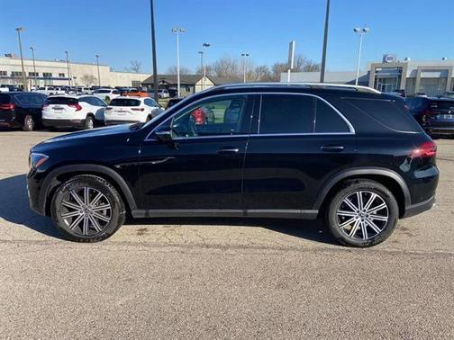 Black 2026 Mercedes-Benz GLE 350 4MATIC