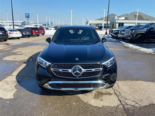 Black 2026 Mercedes-Benz GLC 300 4MATIC