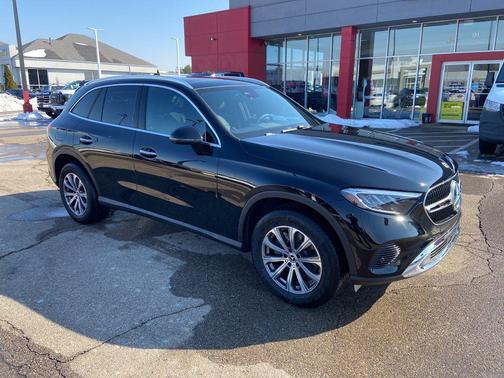 Black 2026 Mercedes-Benz GLC 300 4MATIC