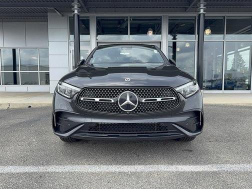 Graphite Grey Metallic 2026 Mercedes-Benz GLC 300 4MATIC Coupe