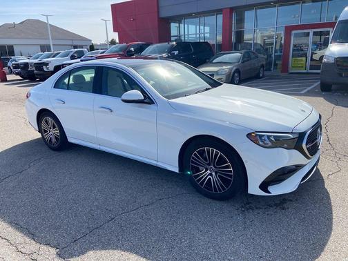 Polar White 2026 Mercedes-Benz E-Class