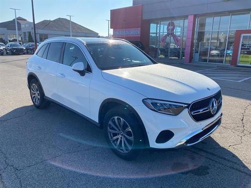 2025 Mercedes-Benz GLC 300 4MATIC