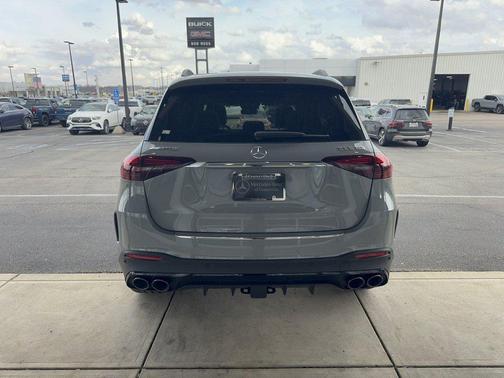 MANUFAKTUR Alpine Grey 2026 Mercedes-Benz AMG GLE 53 4MATIC+