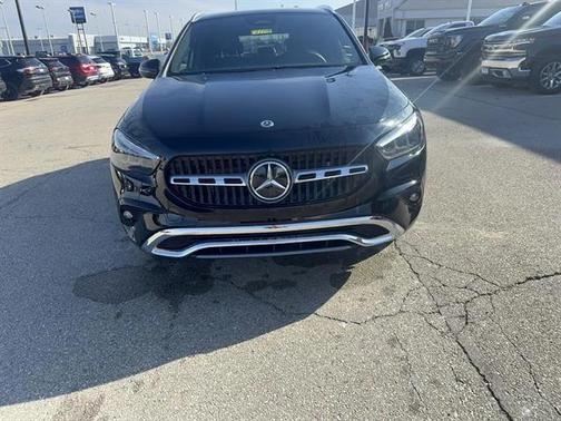 Night Black 2026 Mercedes-Benz GLA 250 4MATIC