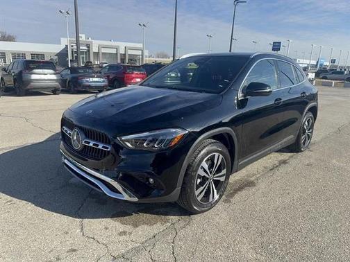 Night Black 2026 Mercedes-Benz GLA 250 4MATIC