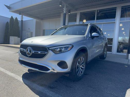Cirrus Silver Metallic 2026 Mercedes-Benz GLC 300 4MATIC