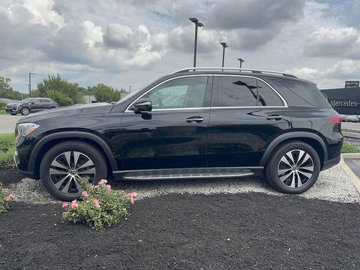 Black 2026 Mercedes-Benz GLE 350 4MATIC