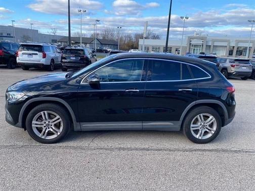 Night Black 2022 Mercedes-Benz GLA 250 4MATIC