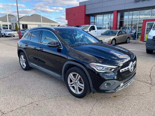 Night Black 2022 Mercedes-Benz GLA 250 4MATIC