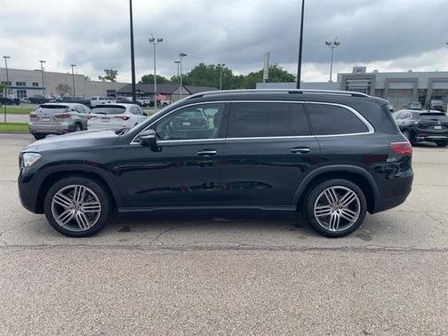 2024 Mercedes-Benz GLS 450 4MATIC