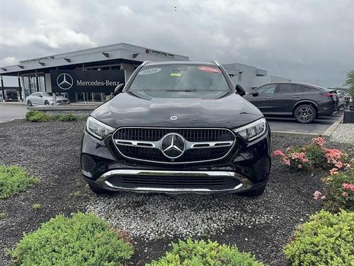 Black 2026 Mercedes-Benz GLC 300 4MATIC