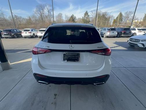 2026 Mercedes-Benz GLC 300 4MATIC