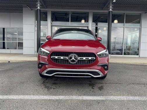 MANUFAKTUR Patagonia Red Metallic 2026 Mercedes-Benz GLA 250 4MATIC