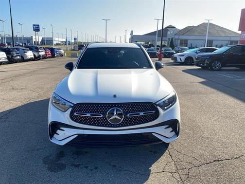 2025 Mercedes-Benz GLC 300 4MATIC