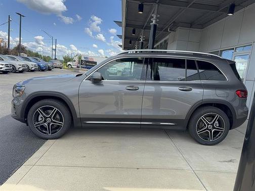 Mountain Grey Metallic 2026 Mercedes-Benz GLB 250 4MATIC