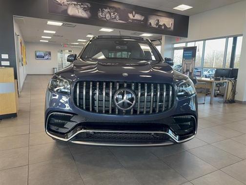 2026 Mercedes-Benz AMG GLS 63 Base