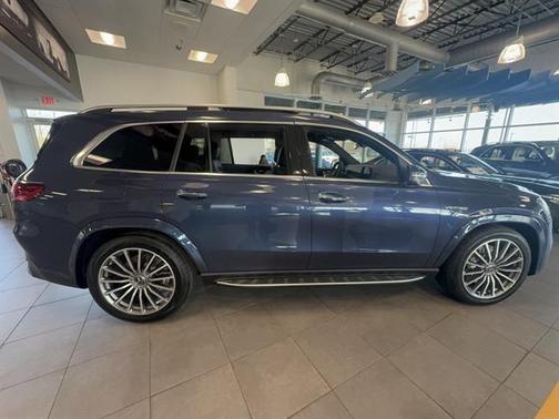 2026 Mercedes-Benz AMG GLS 63 Base