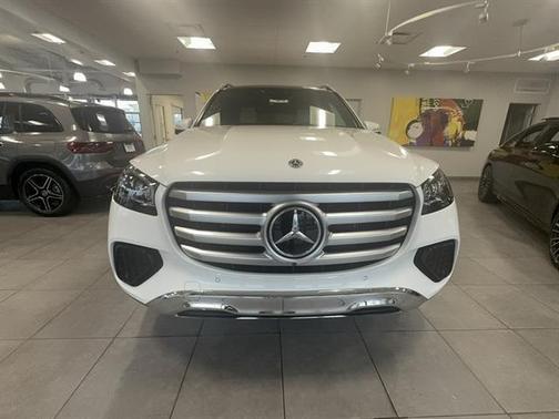 2025 Mercedes-Benz GLS 450 4MATIC