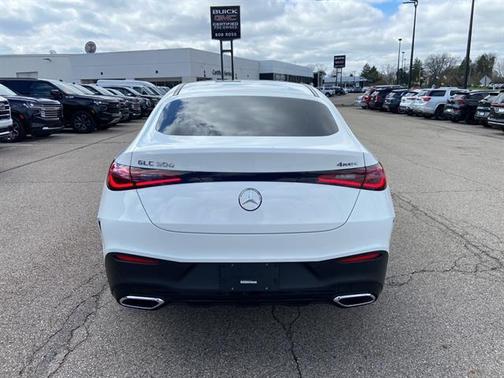 2026 Mercedes-Benz GLC 300 4MATIC Coupe