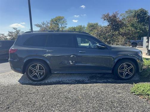 MANUFAKTUR Silicon Grey 2026 Mercedes-Benz GLS 450 4MATIC