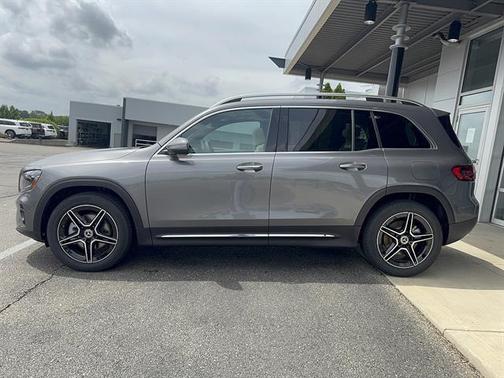 Mountain Grey Metallic 2026 Mercedes-Benz GLB 250 4MATIC