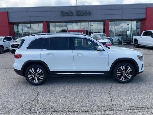 2025 Mercedes-Benz GLB 250 4MATIC