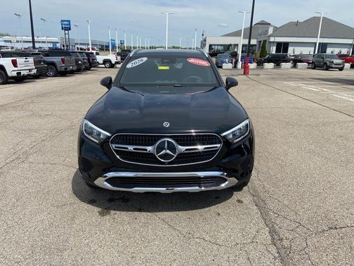 Black 2026 Mercedes-Benz GLC 300 4MATIC