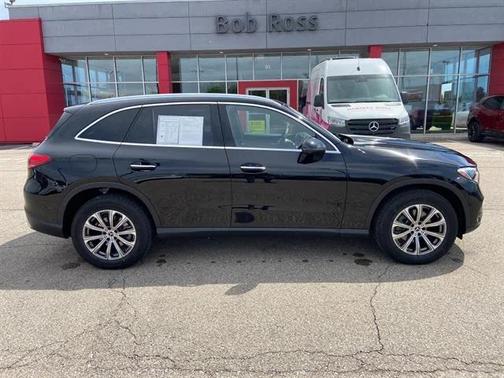 Black 2026 Mercedes-Benz GLC 300 4MATIC