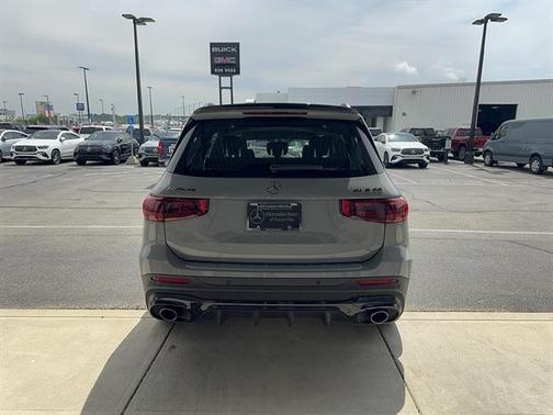 MANUFAKTUR Alpine Grey 2026 Mercedes-Benz AMG GLB 35 4MATIC